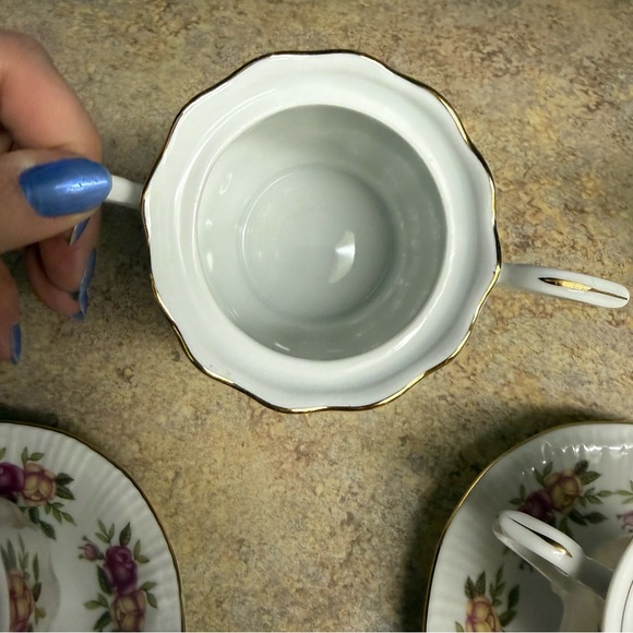 15 piece Vintage English Rose Crystal clear tea set - Picture 5 of 10